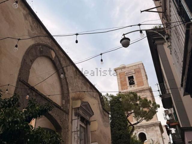 Appartamento in affitto a Municipalità 2, Campania