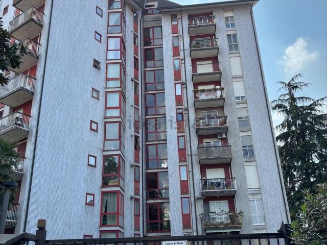 Appartamento in affitto a Municipio 7, Milano