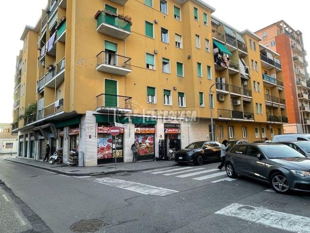 Appartamento in affitto a Paderno Dugnano, Villaggio Ambrosiano