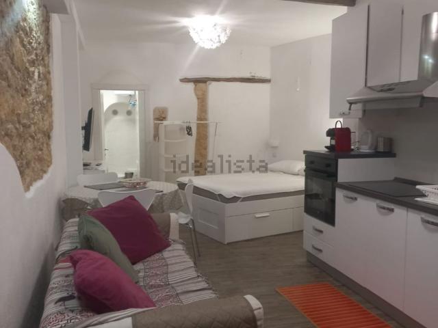 Appartamento in affitto a Castedd'e susu/Castello, Cagliari
