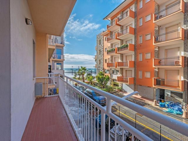 Appartamento in affitto a San Bartolomeo Al Mare, Liguria