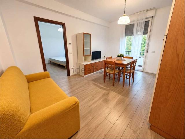 Appartamento in affitto a Mirabello, Re