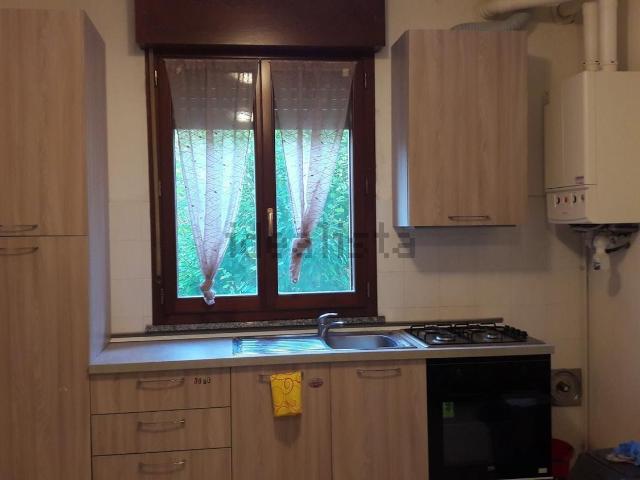 Appartamento in affitto a Re, Reggio Emilia