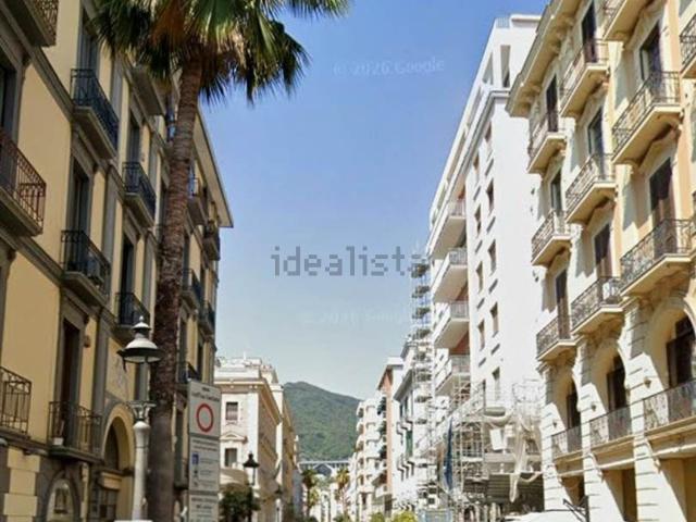 Appartamento in affitto a Salerno, Campania