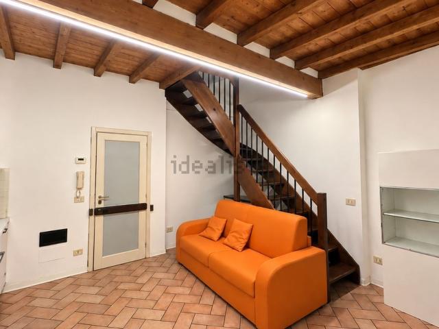 Appartamento in affitto a Centro Storico, Modena