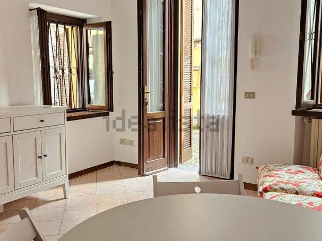 Appartamento in affitto a Carmine, Piemonte