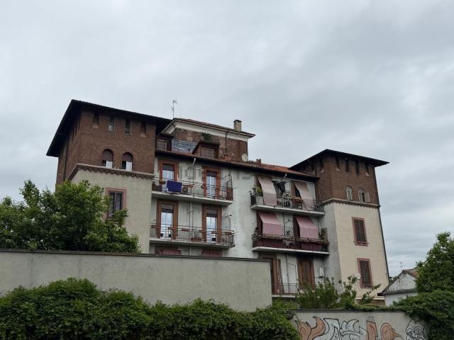 Appartamento in affitto a Municipio 9, Milano
