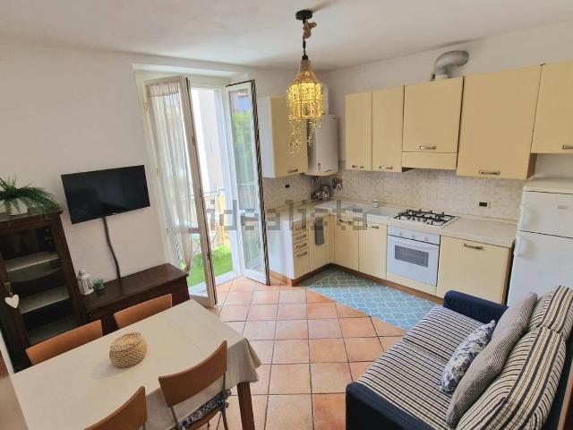 Appartamento in affitto a Interlegno, Como