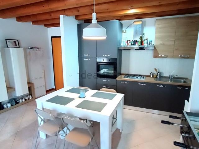 Appartamento in affitto a Borgo Dolomiti, Adria