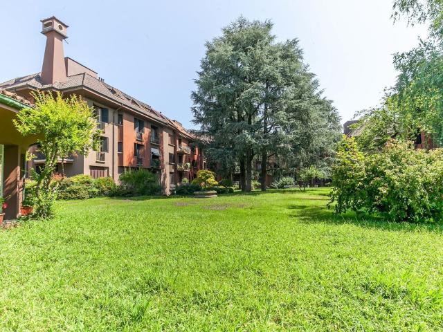 Appartamento in affitto a Municipio 8 di Milano, Milano