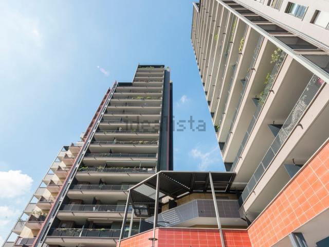 Appartamento in affitto a Municipio 9, Milano