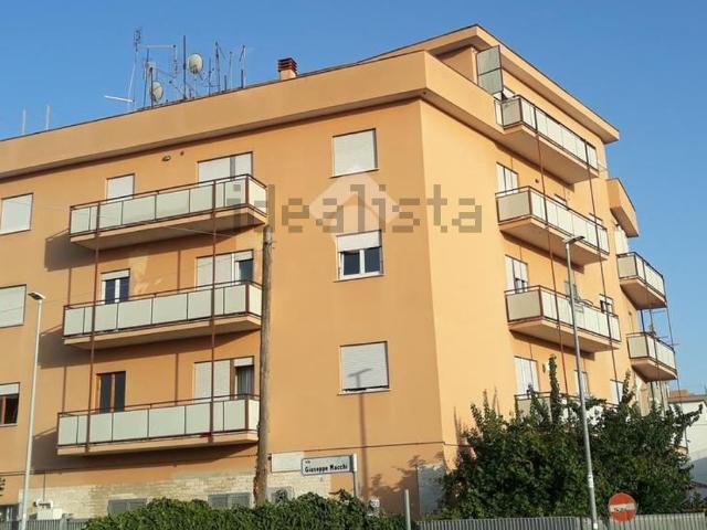 Appartamento in affitto a Municipio Roma VI, Roma Capitale