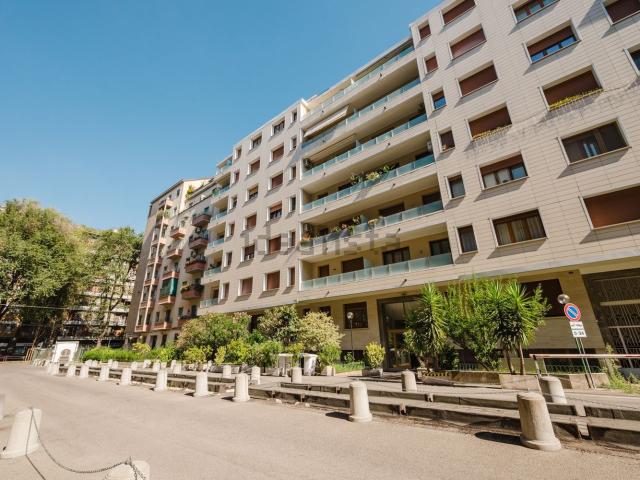 Appartamento in affitto a Municipio 8 di Milano, Milano