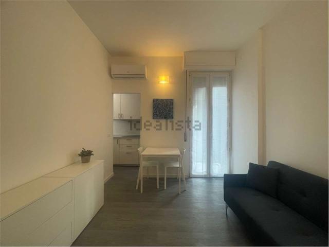 Appartamento in affitto a Municipio 9, Milano