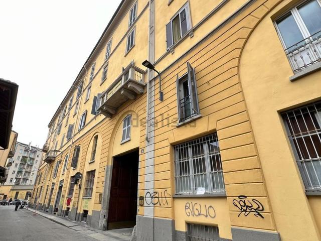 Appartamento in affitto a Municipio 6, Milano