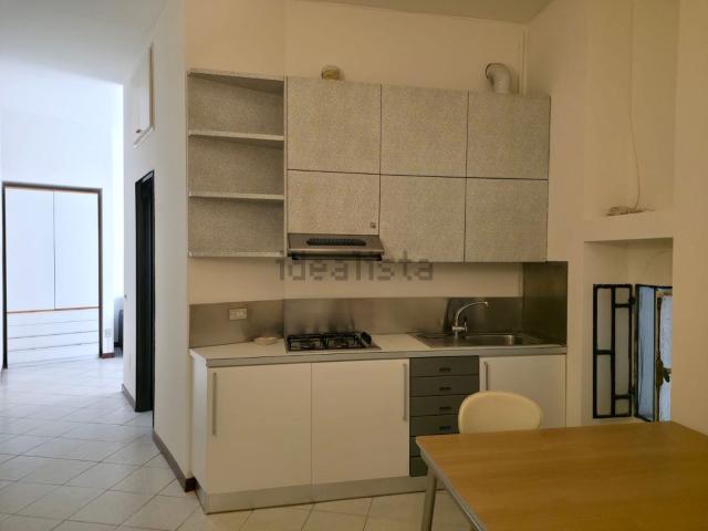 Appartamento in affitto a Municipio 7, Milano