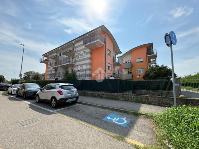 Appartamento in affitto a Pagliera, Lainate