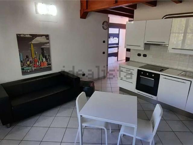 Appartamento in affitto a Castegnate, Castellanza