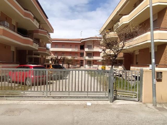 Appartamento in affitto a Unione dei Comuni della Val Vibrata, Alba Adriatica
