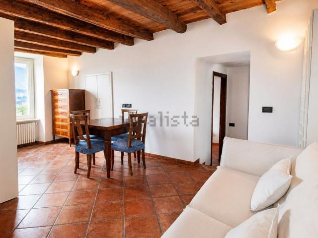 Appartamento in affitto a Garzola, Como