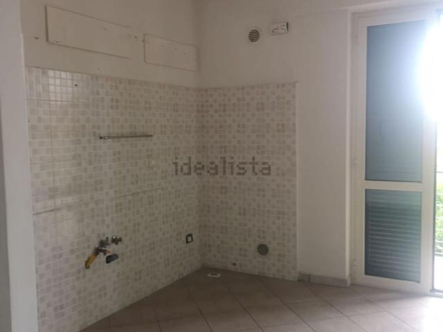 Appartamento in affitto a Castello Di Cisterna, Campania