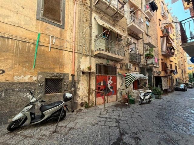 Appartamento in affitto a Municipalità 1, Campania