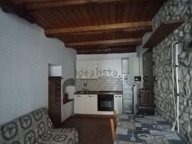 Appartamento in affitto a Cori, Latina