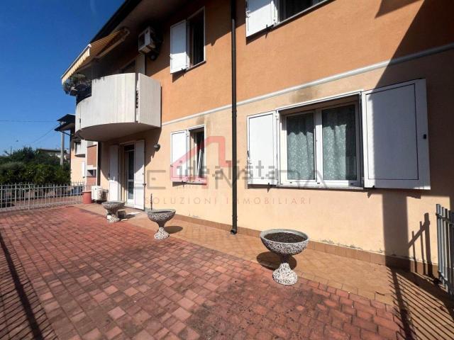 Appartamento in affitto a Nogara, Verona