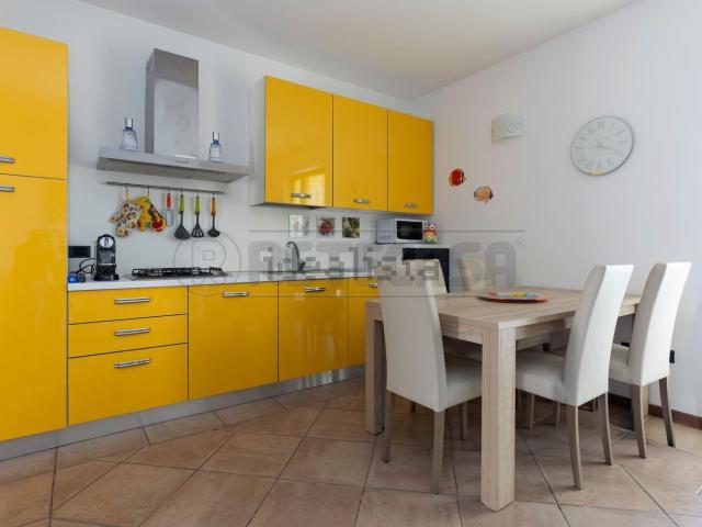 Appartamento in affitto a Padenghe Sul Garda, Lombardia