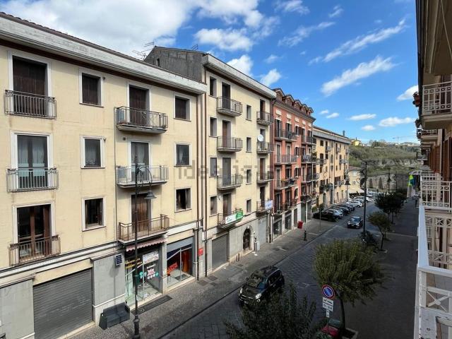 Appartamento in affitto a Avellino, Campania