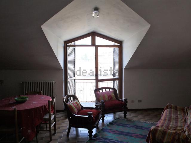 Attico in affitto a Castagnole delle Lanze, Piemonte