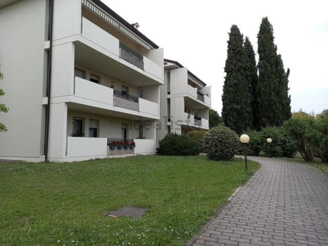 Appartamento in affitto a Rizzi, Reana Del Roiale