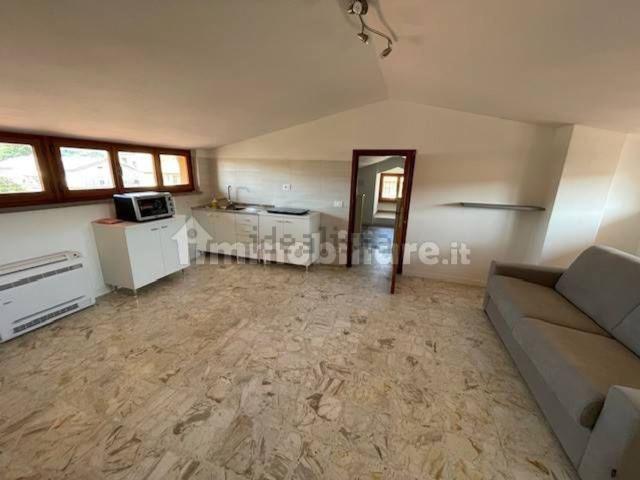 Appartamento in affitto a San Leo Bastia, Umbria