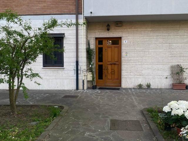 Appartamento in affitto a Modena, Reggio Emilia