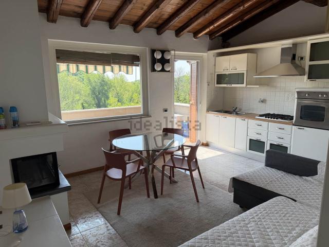 Appartamento in affitto a Soiano Del Lago, Lombardia