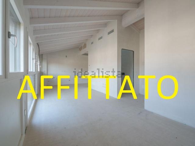 Appartamento in affitto a Burago Di Molgora, Lombardia