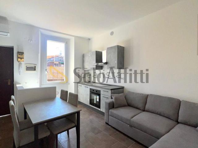 Appartamento in affitto a Municipio 9, Milano