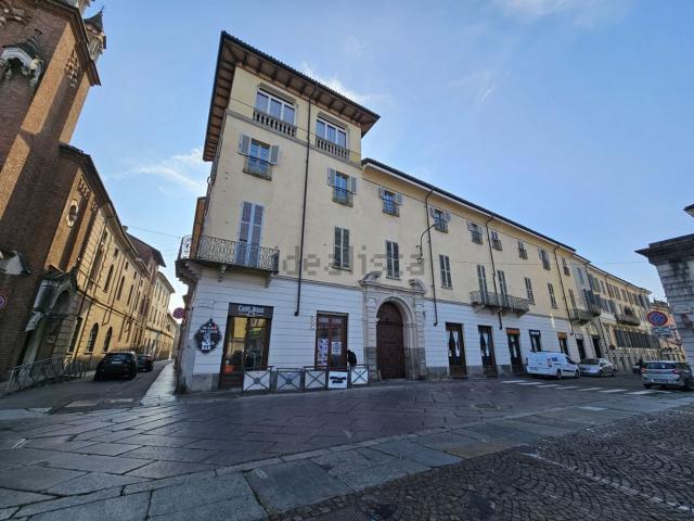 Appartamento in affitto a Rione Cattedrale, Piemonte
