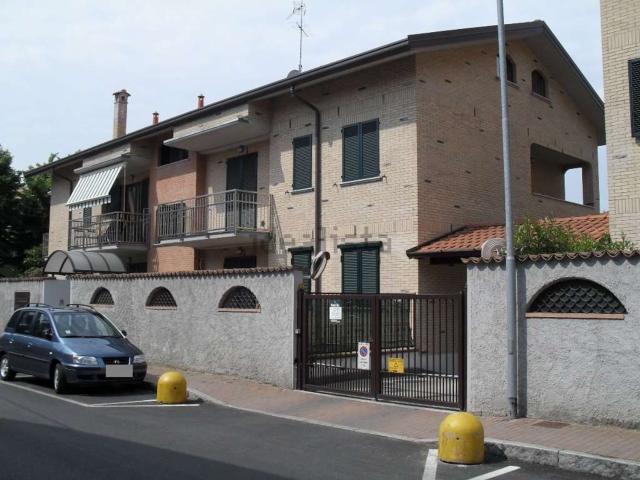 Appartamento in affitto a Carugate, Lombardia
