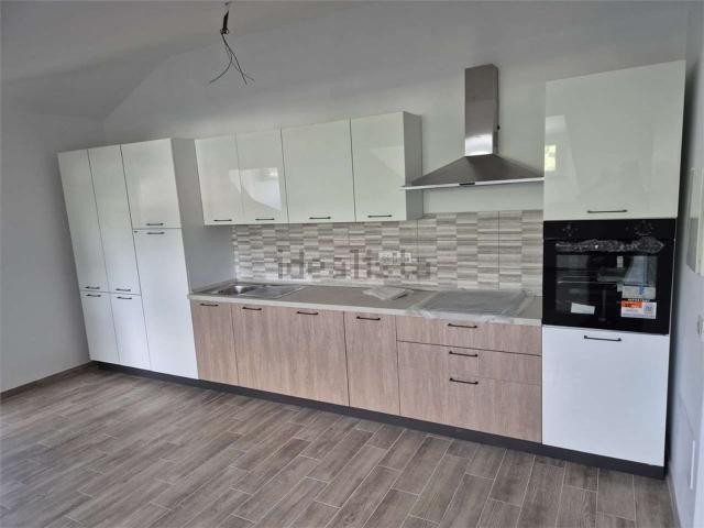 Appartamento in affitto a Gagliano, Calabria