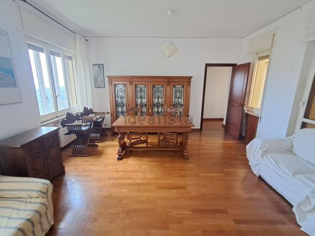 Appartamento in affitto a Sant'Antonio, Calabria