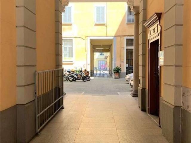 Appartamento in affitto a Municipio 9, Milano