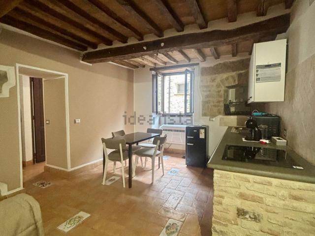 Appartamento in affitto a Todi, Perugia