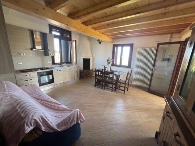 Appartamento in affitto a Bagnolo Di Po, Veneto