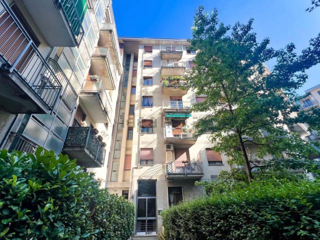 Appartamento in affitto a Municipio 6, Milano