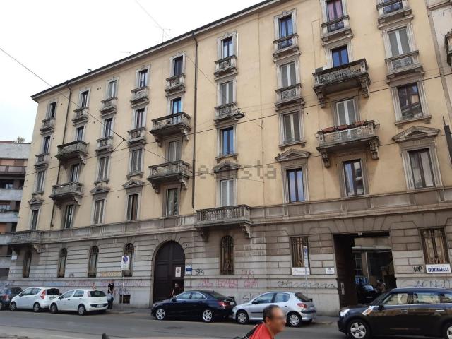 Appartamento in affitto a Municipio 8 di Milano, Milano