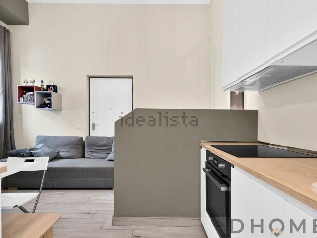 Appartamento in affitto a Municipio 9, Milano