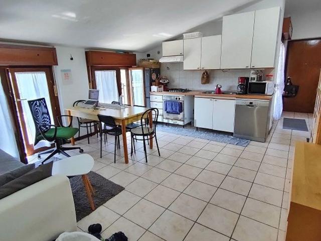 Appartamento in affitto a Comazzo, Lombardia