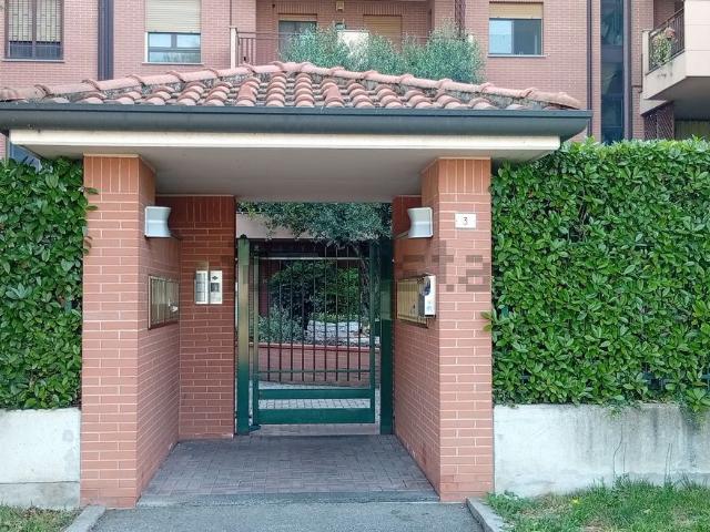 Appartamento in affitto a Rovagnasco, Segrate