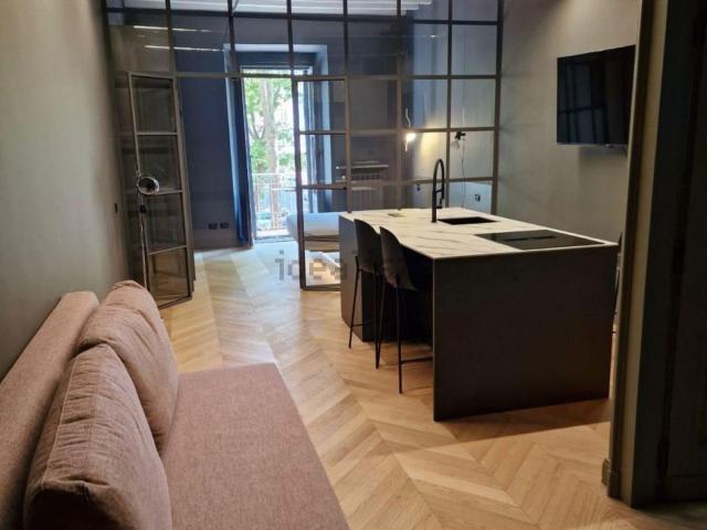 Appartamento in affitto a Municipio 8 di Milano, Milano